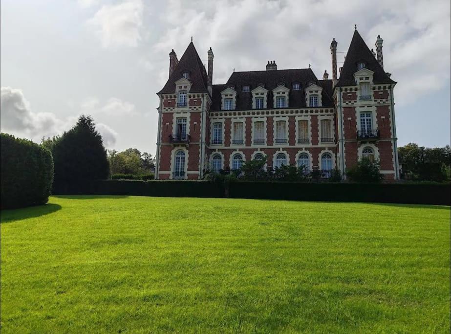 Un Appartement Dans Un Chateau ドーヴィル エクステリア 写真